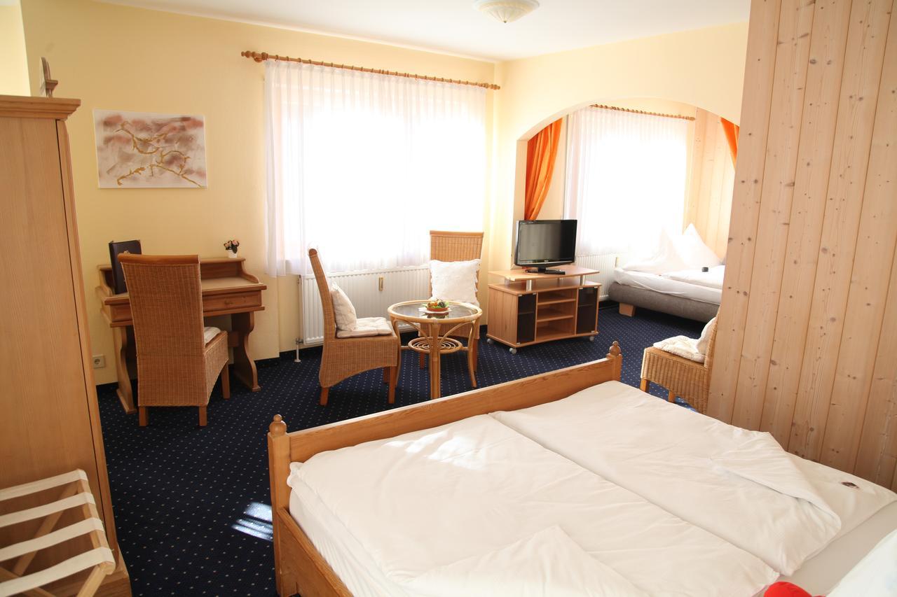 Brucker Gastehaus Otel Fuerstenfeldbruck Dış mekan fotoğraf